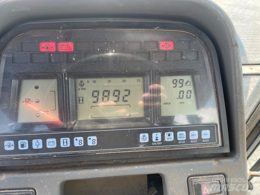New Holland TS 115 Traktoren
