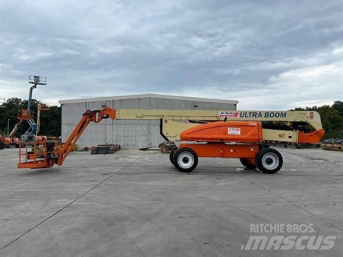 JLG 1250AJP Gelenkteleskoparbeitsbühnen