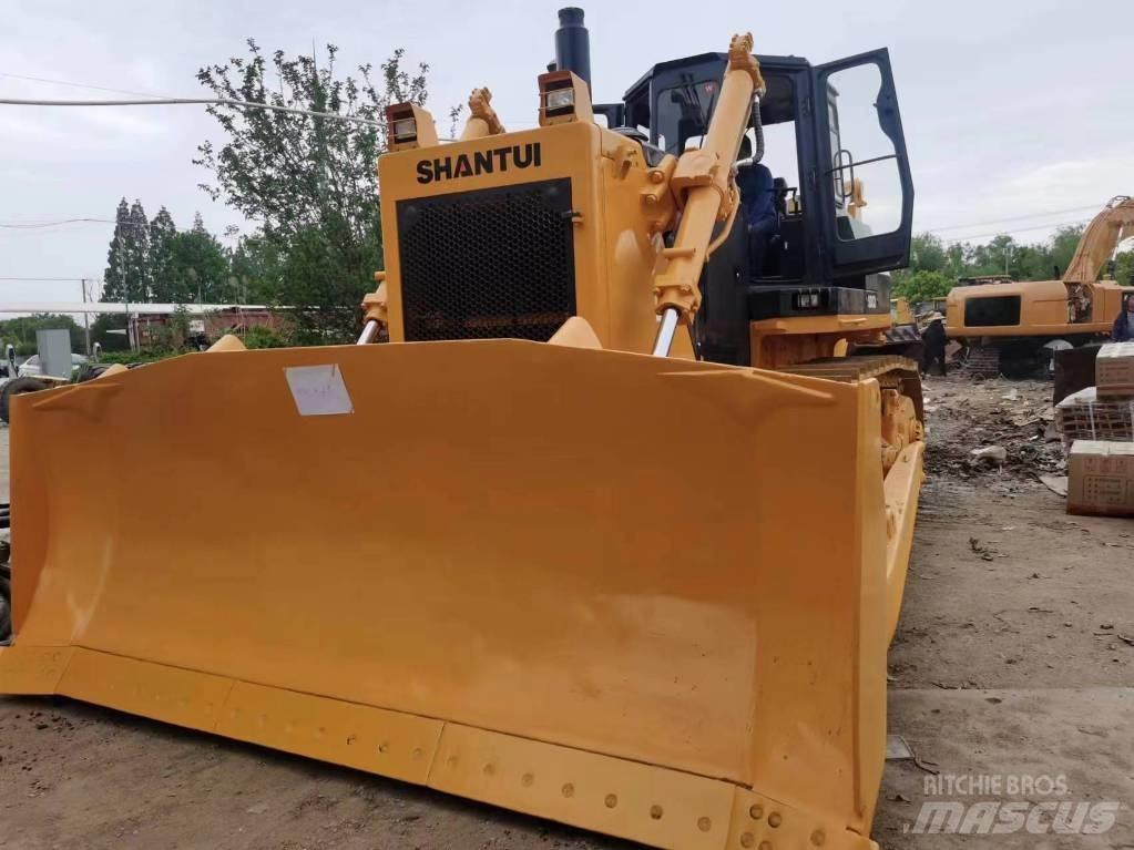 Shantui SD 32 Bulldozer
