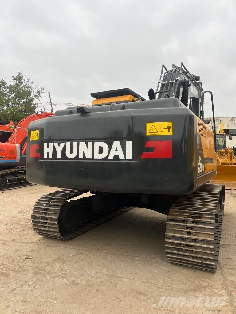 Hyundai HX220 HD Raupenbagger