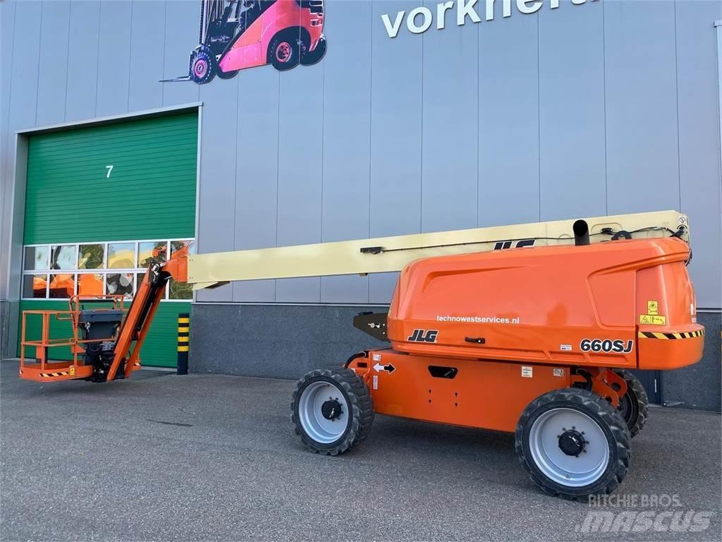 JLG 660SJ Teleskopbühnen