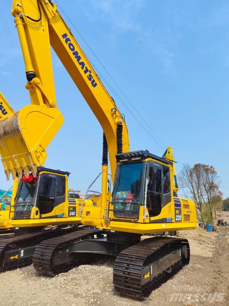 Komatsu PC 220 Raupenbagger