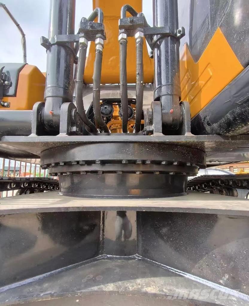 Sany SY 215 Raupenbagger