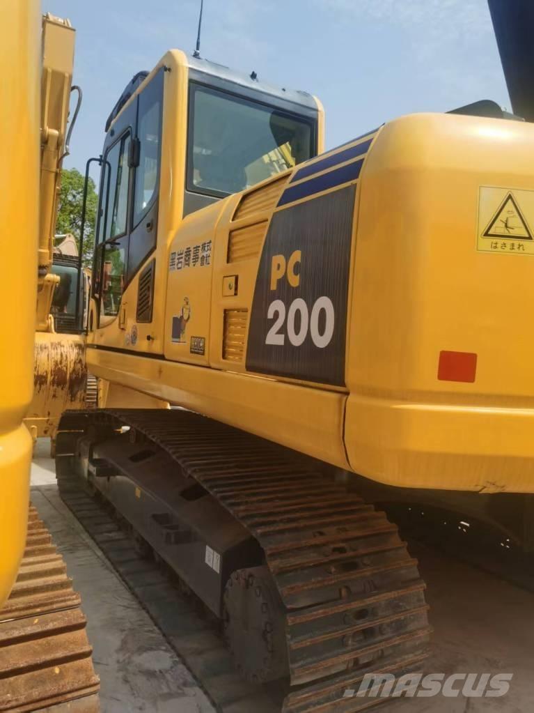 Komatsu PC 200-8 Raupenbagger