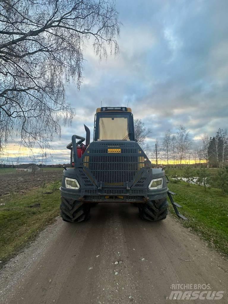 Ponsse Buffalo 8W Forwarder