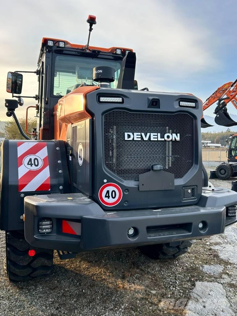 Develon DL 250-7 Radlader