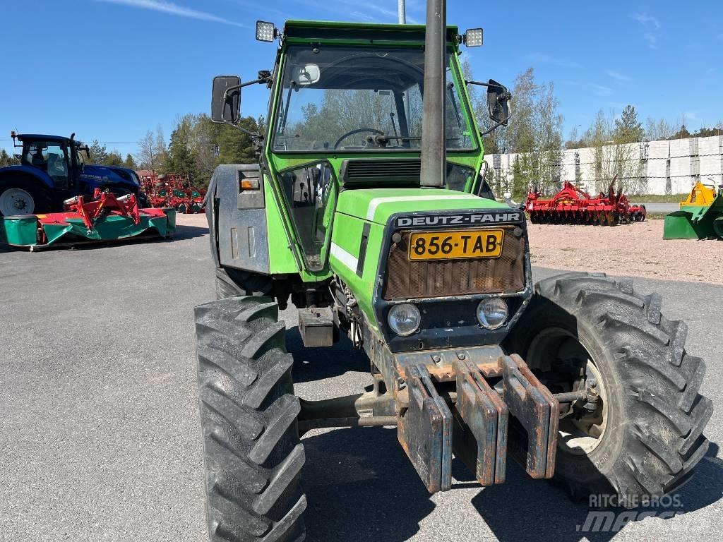 Deutz-Fahr DX 92-4 Traktoren