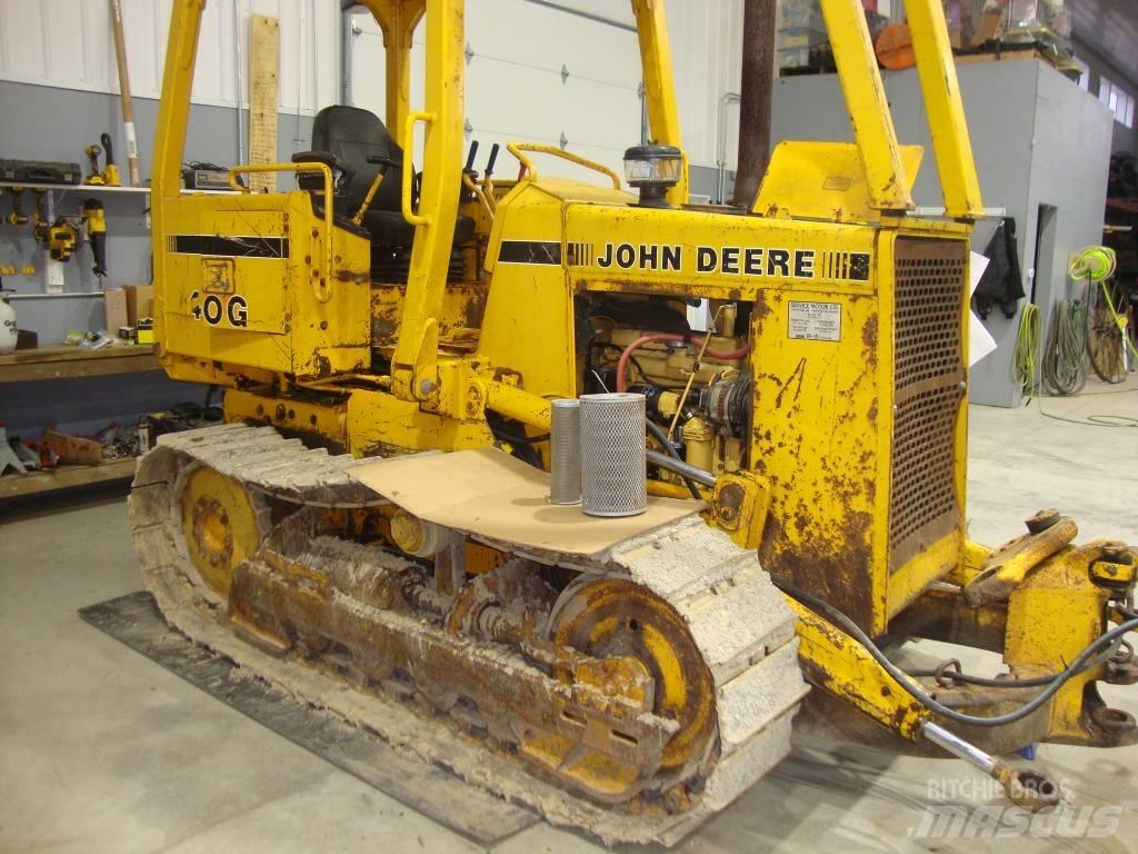 DEERE 450G Bulldozer