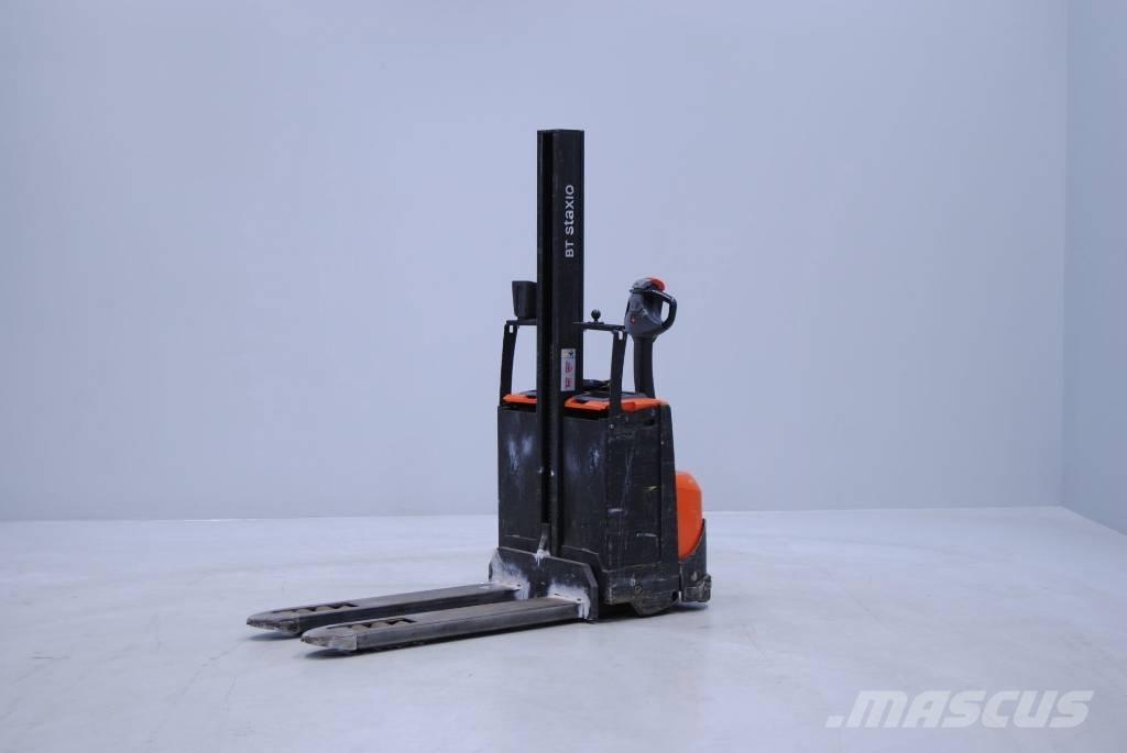 Toyota SWE080L Deichselstapler