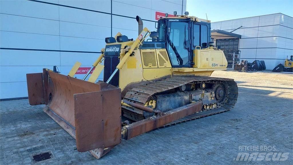 Komatsu D65PX-18 Bulldozer