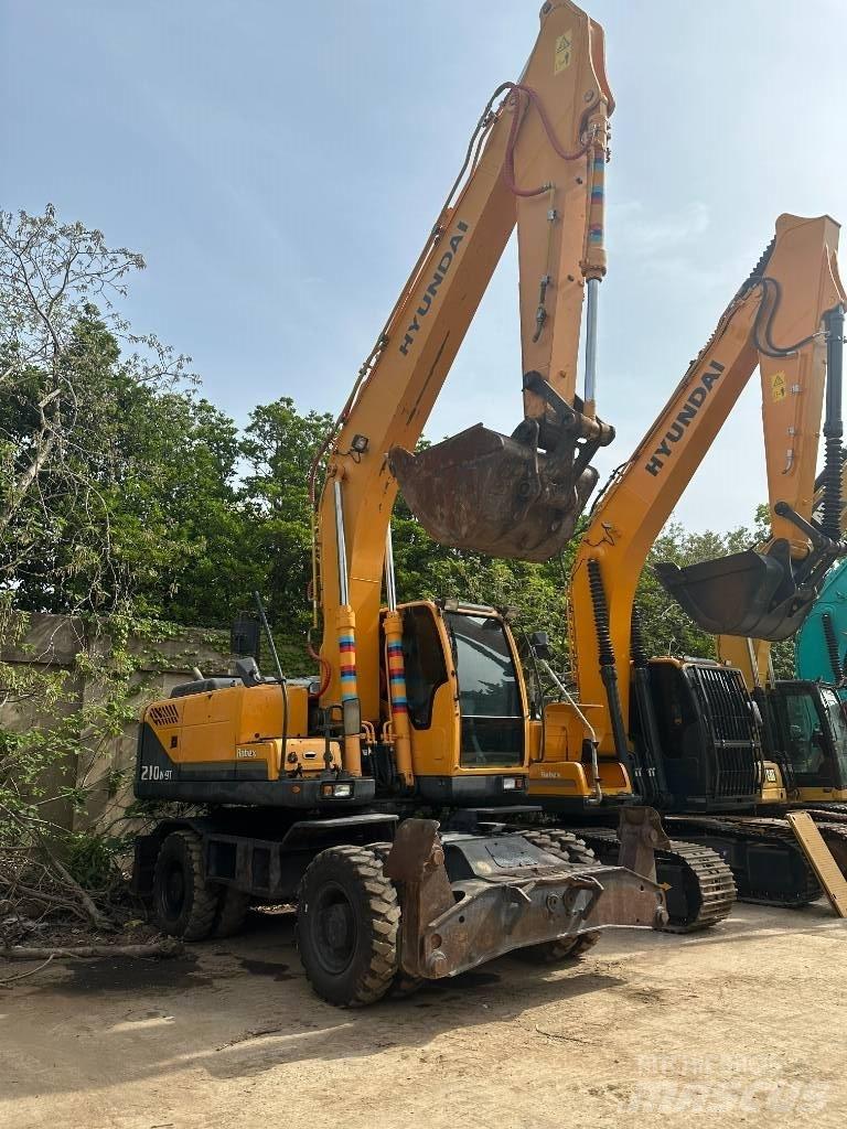 Hyundai R210W-9 Mobilbagger