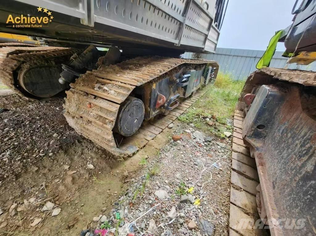 CAT D 3 K 2 Bulldozer