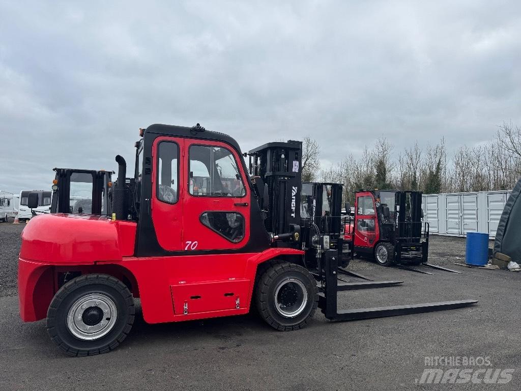 YangFT 7 CPCD TON Diesel heftrucks