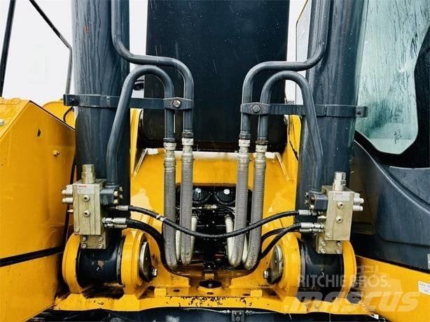 DEERE 470G LC Raupenbagger