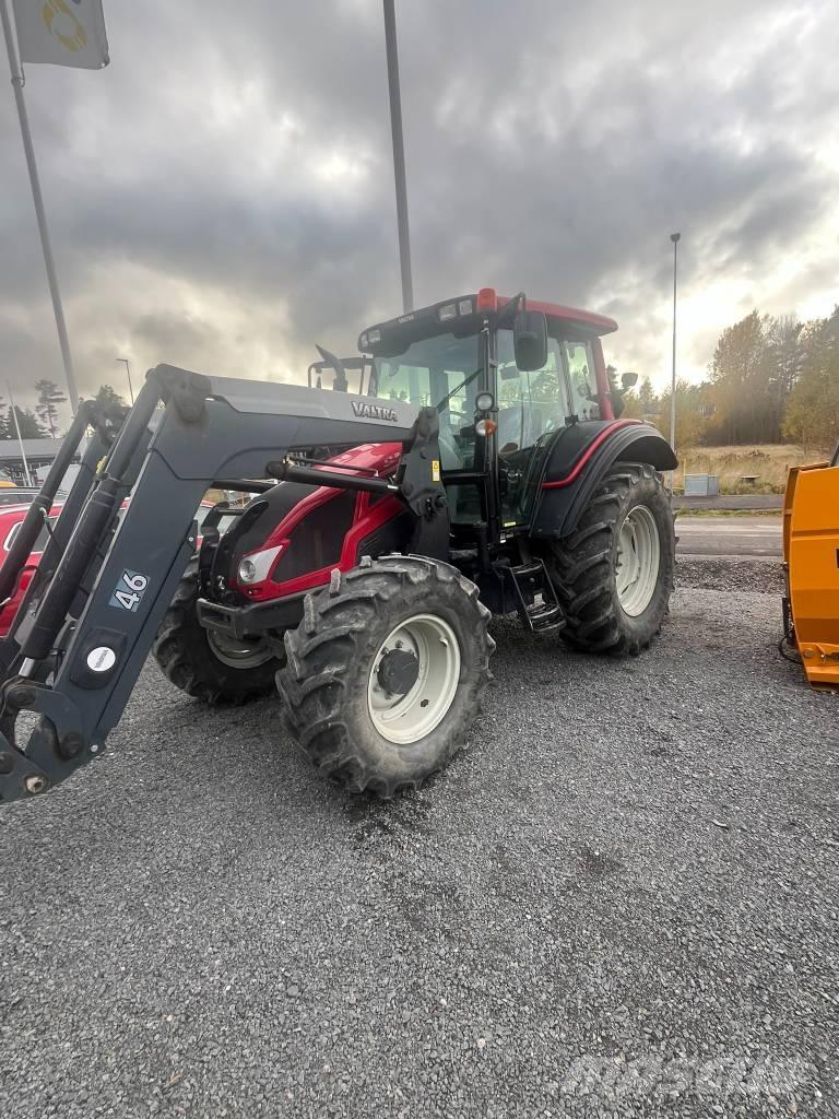 Valtra N 103 Traktoren