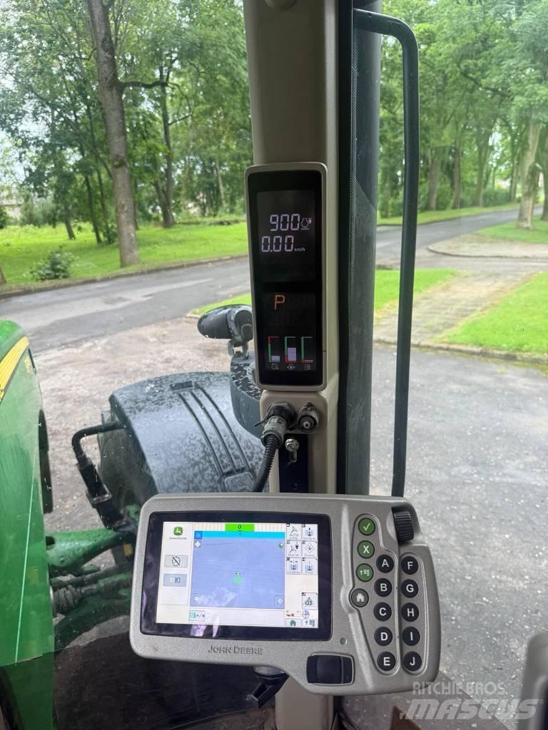 John Deere 8345 R Traktoren