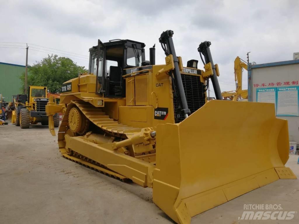 CAT D 7 R Bulldozer
