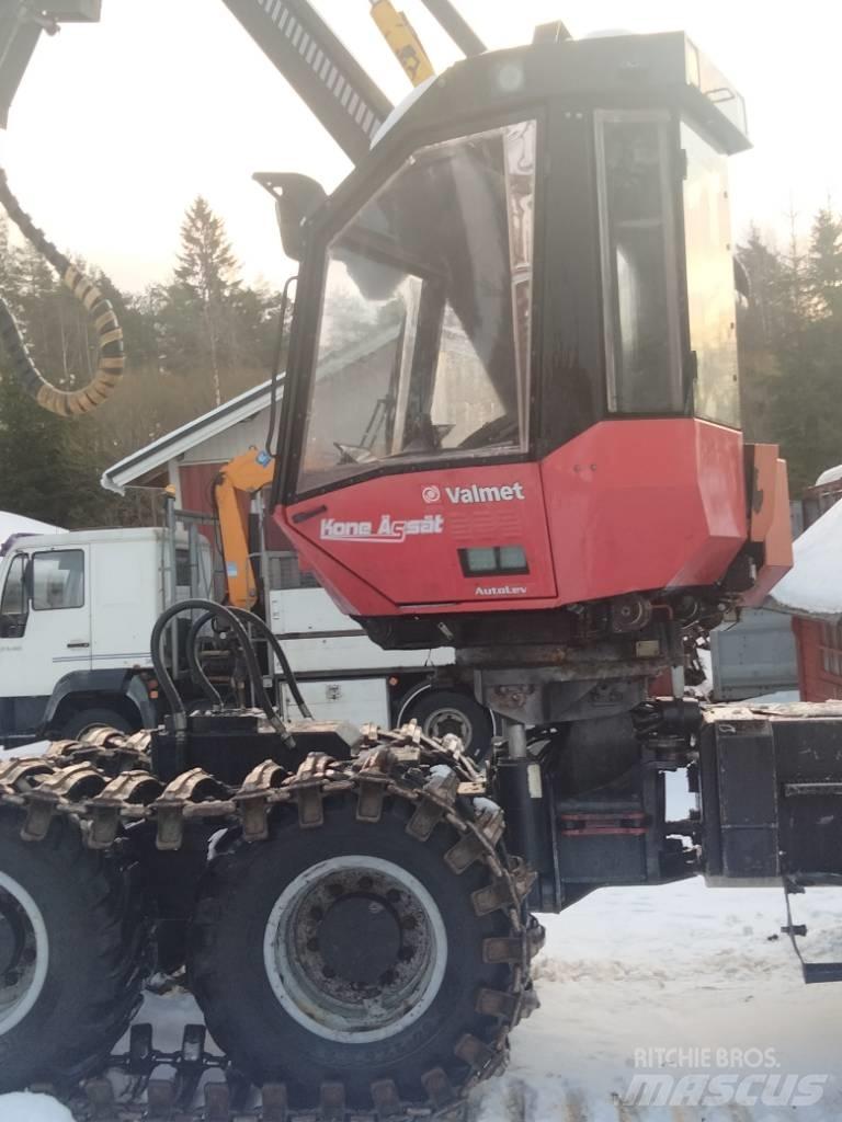 Valmet 901.3 Harvester