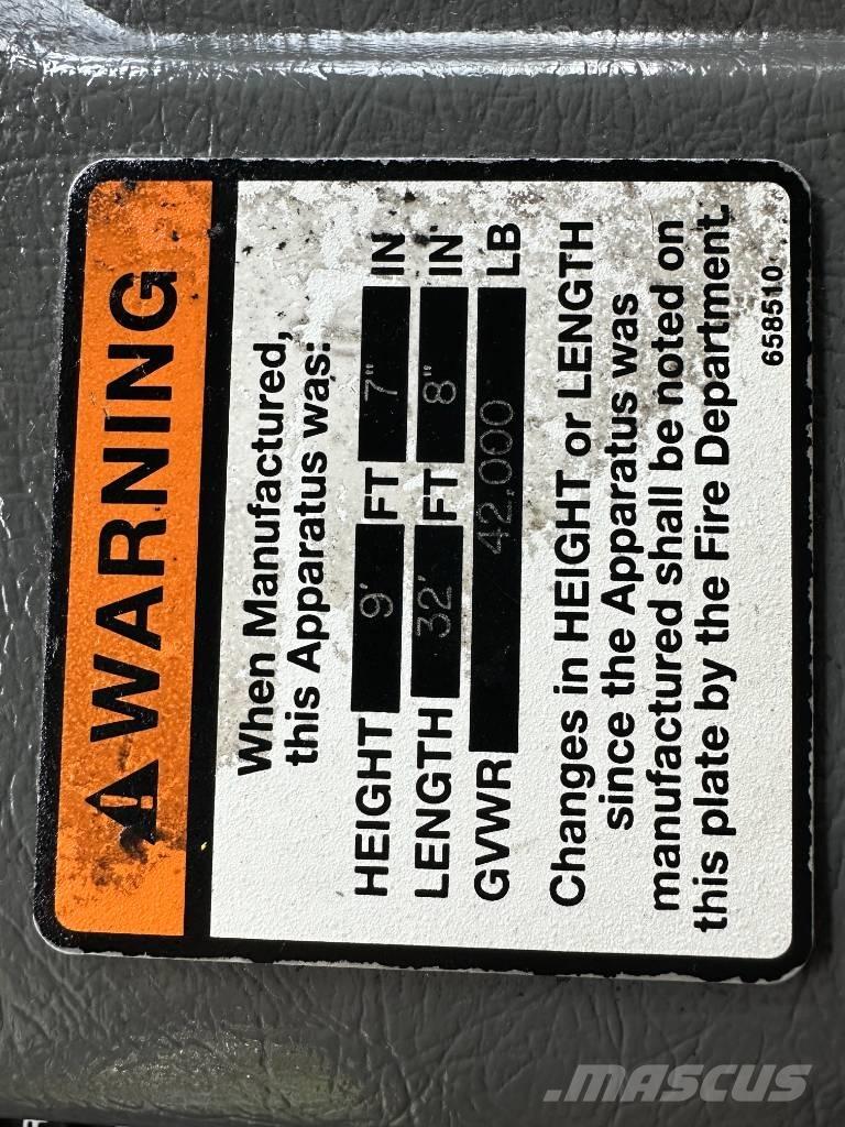 E-one Typoon Löschfahrzeuge