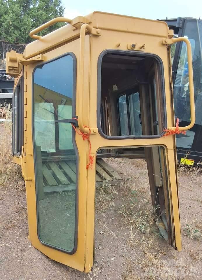 CAT D 8 R Bulldozer