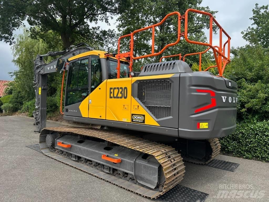 Volvo EC 230 Raupenbagger