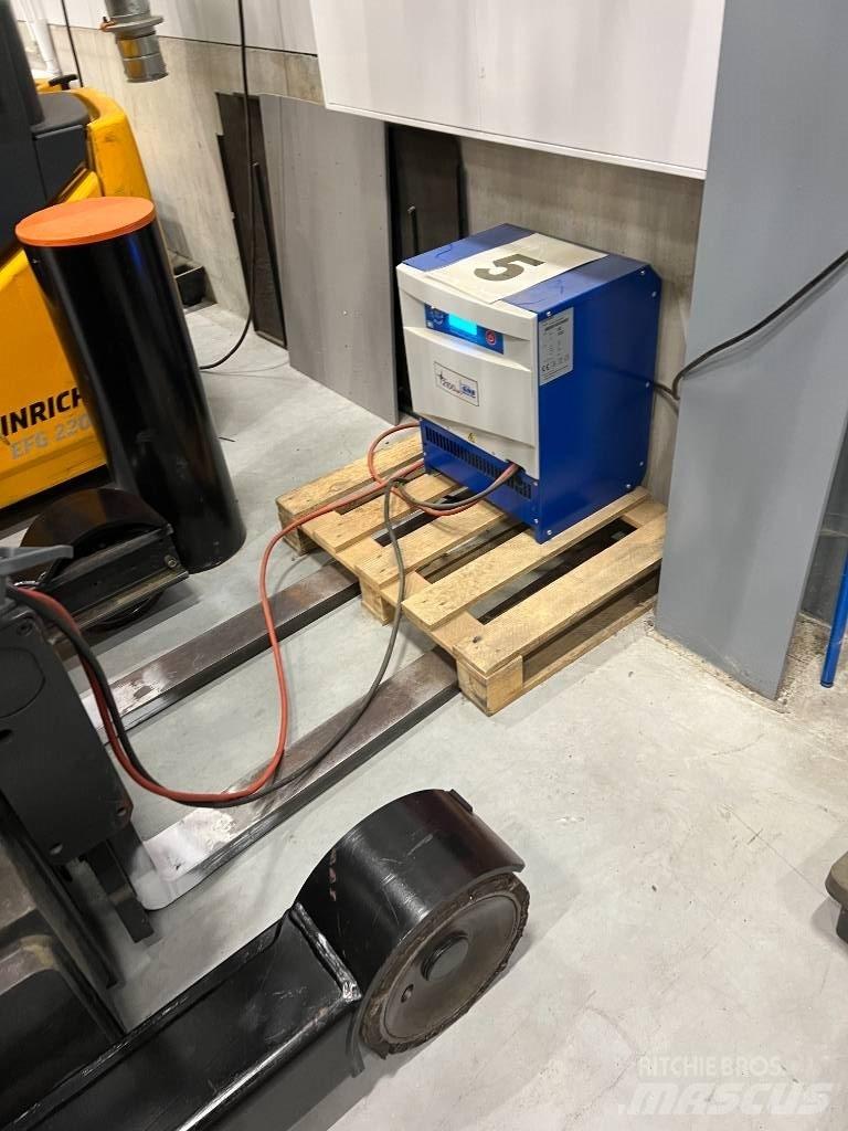 Linde R16S Schubmaststapler