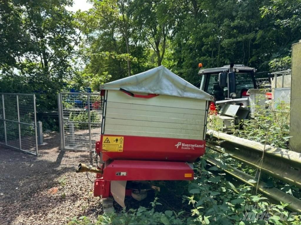 Kverneland TL3900 Mineraldüngerstreuer