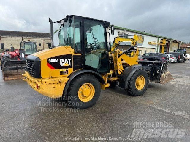 CAT 906 Radlader