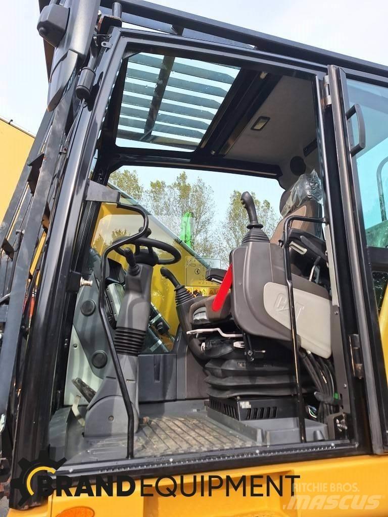 CAT MH3024 Materialumschlag