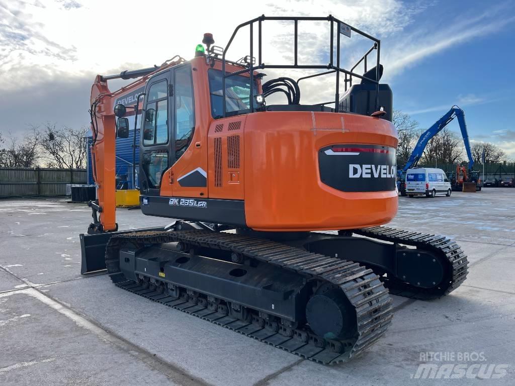 Develon DX 235 LCR-7 Raupenbagger