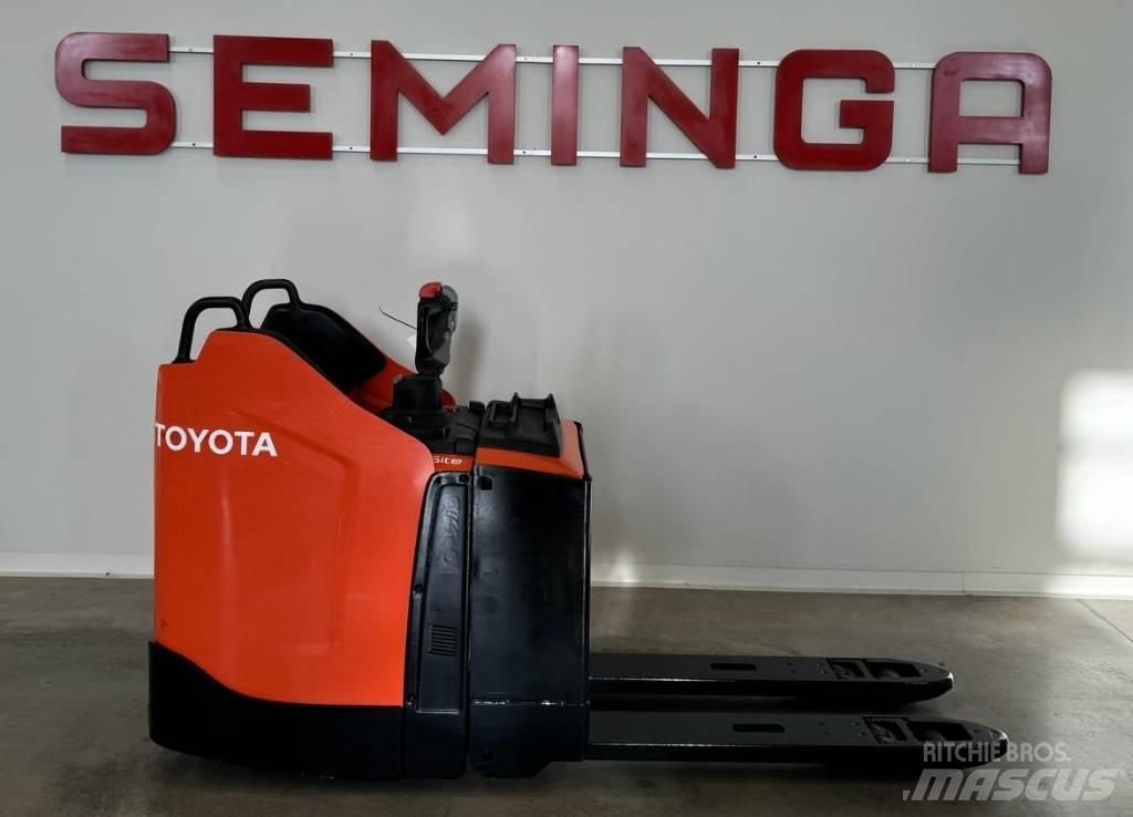 Toyota 10545  LPE200 Niedergabelstapler