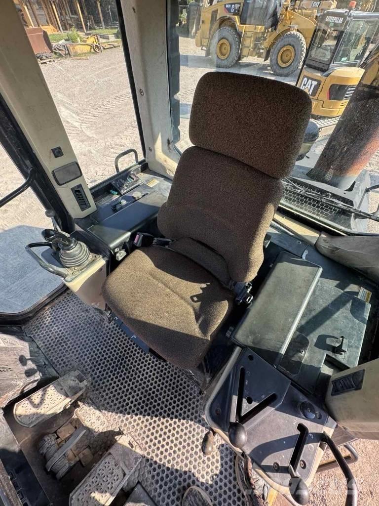 CAT 963 C Laderaupen