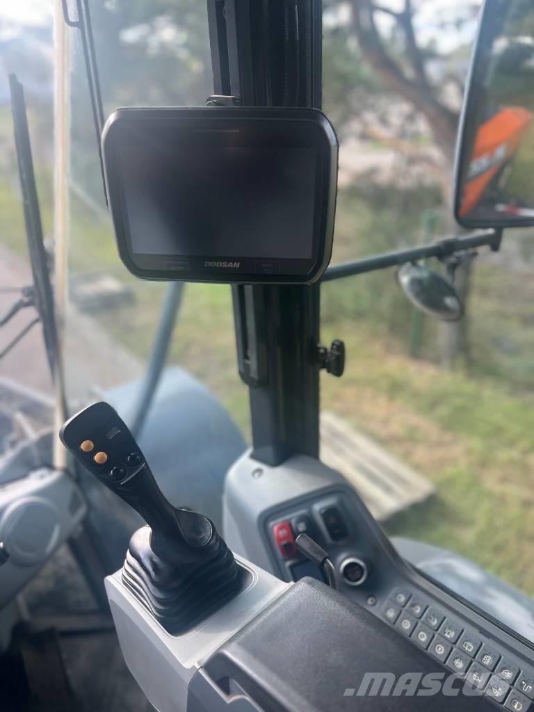 Doosan DL 220-7 Radlader