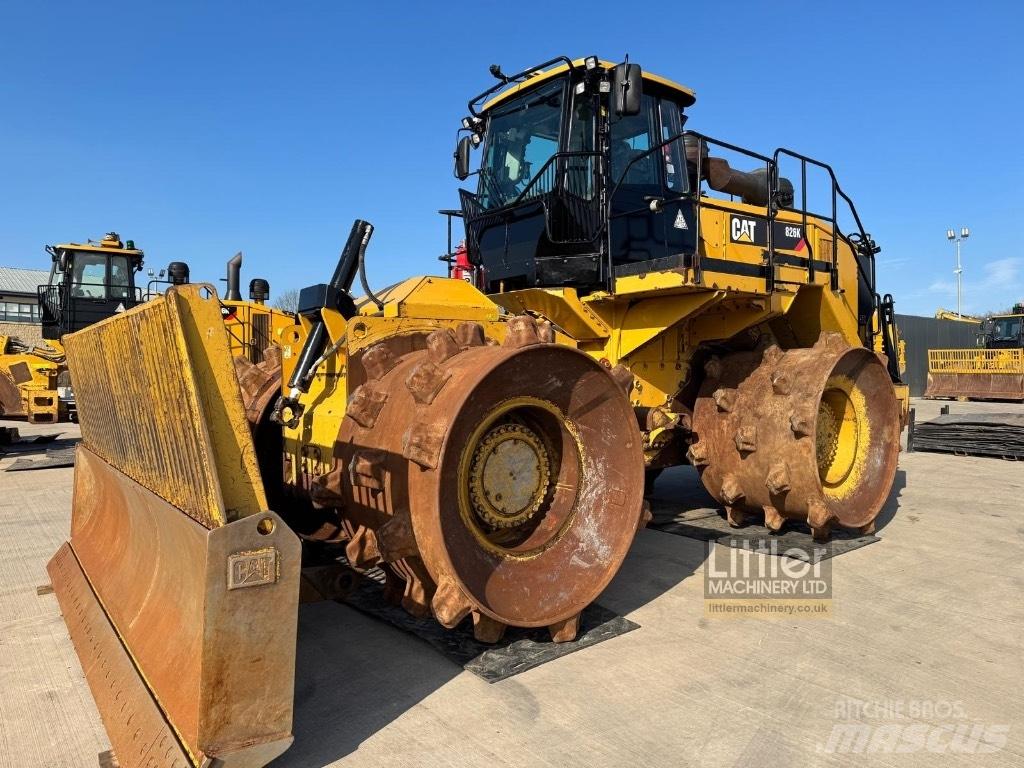 CAT 826K Müllverdichter