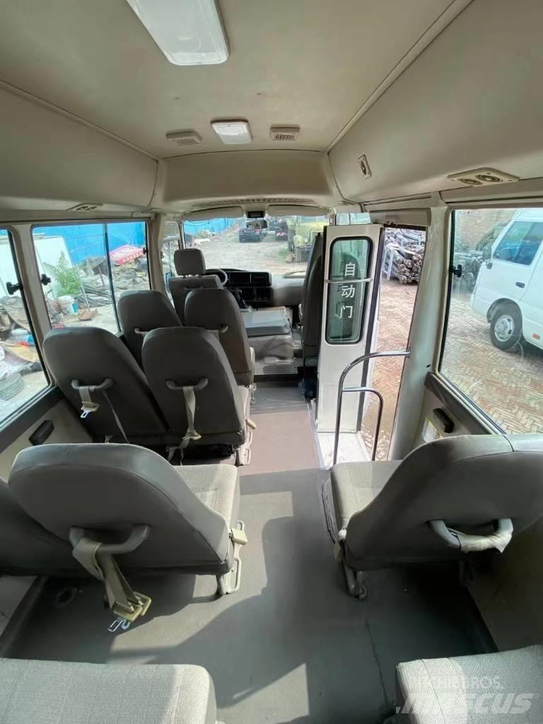 Toyota Coaster Bus Minibusse
