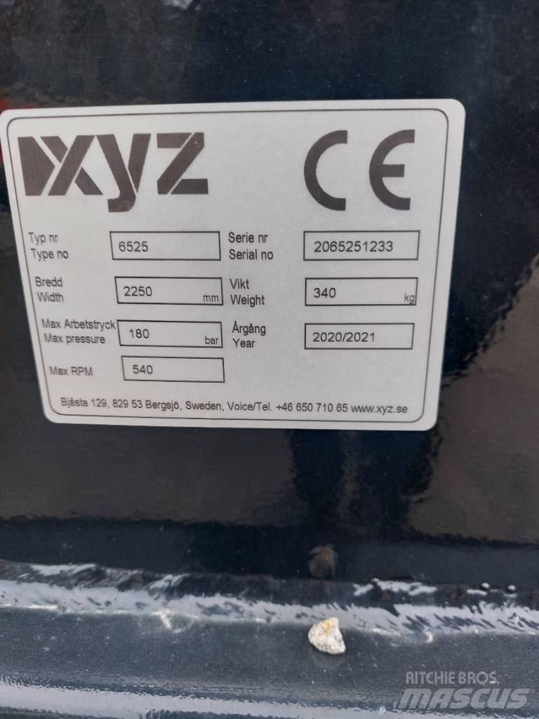 XYZ snöslunga Schneefräse