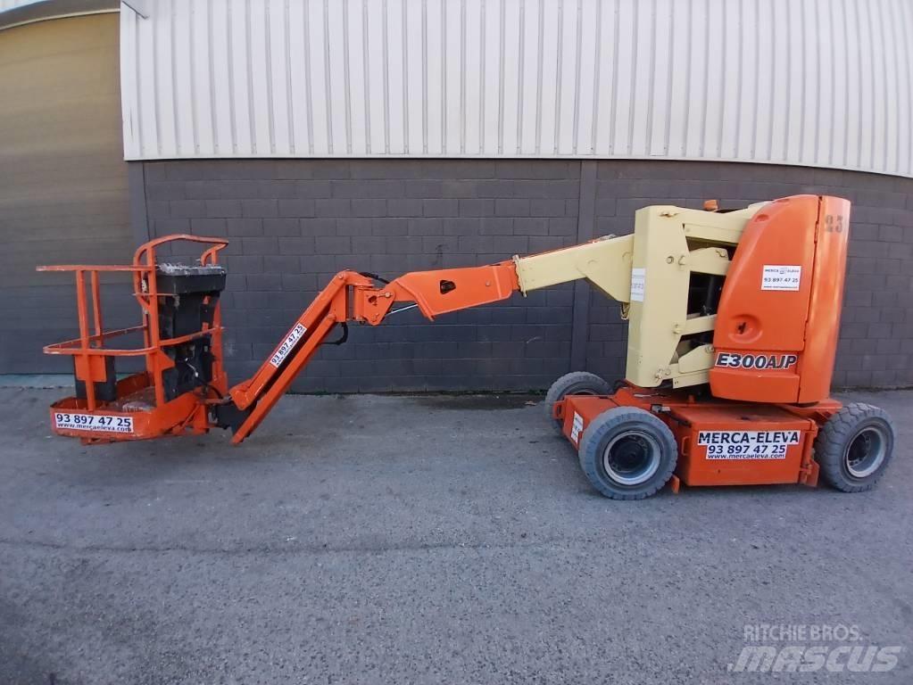 JLG E300AJP Gelenkteleskoparbeitsbühnen