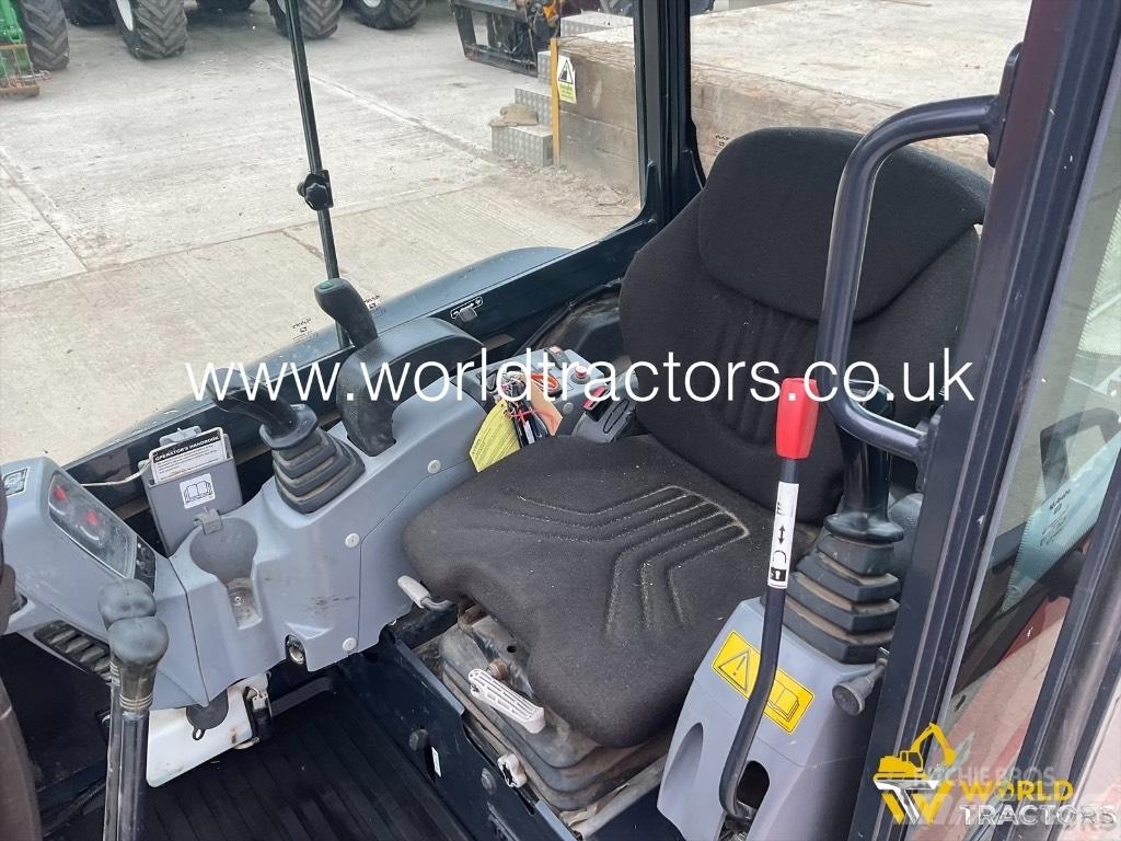 Kubota KX 027 Minibagger < 7t