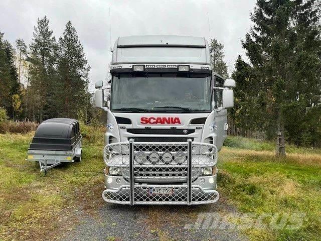 Scania R 560 6*2 Pritschenwagen/Pritschenwagen mit Seitenklappe