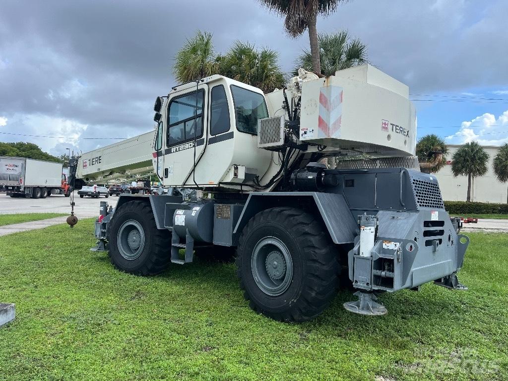 Terex RT 230-1 Ruwterrein kranen