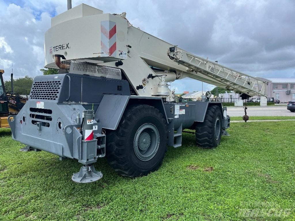 Terex RT 230-1 Ruwterrein kranen