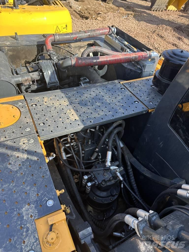 Hyundai Robex 215 Raupenbagger