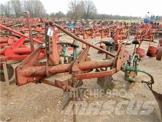 Kverneland 3 Konventionelle Pflüge