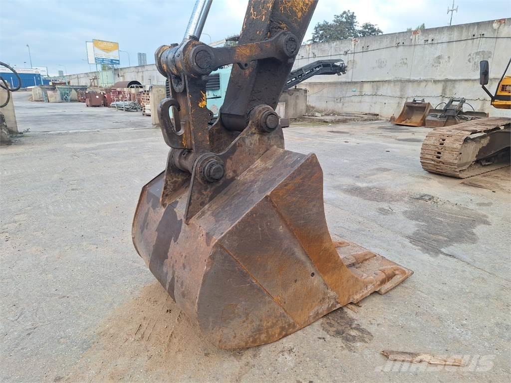 JCB JS 220 Sonstige Baumaschinen