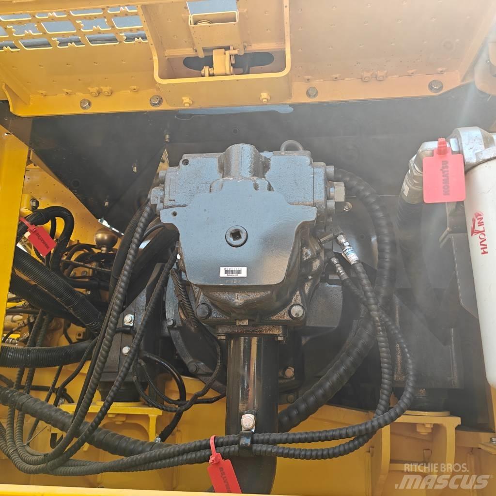 Komatsu 350-8 Raupenbagger