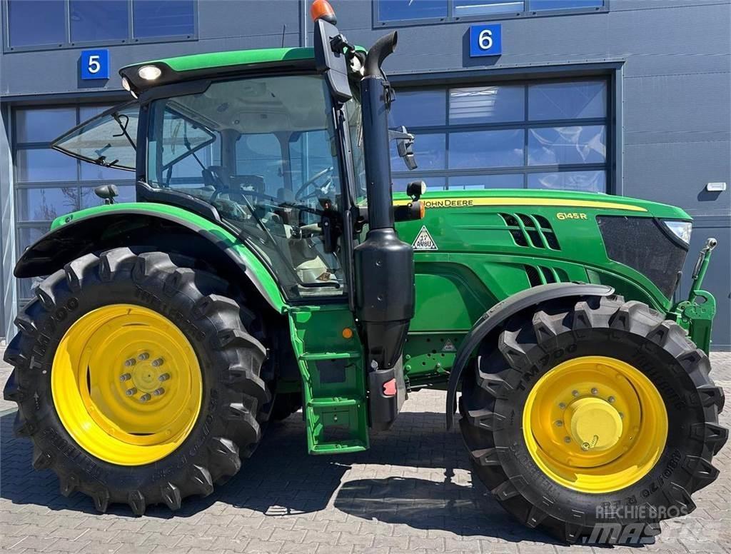 John Deere 6145R Traktoren