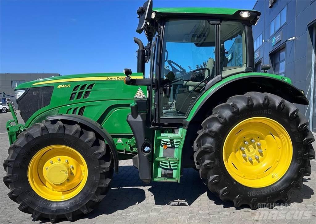 John Deere 6145R Traktoren