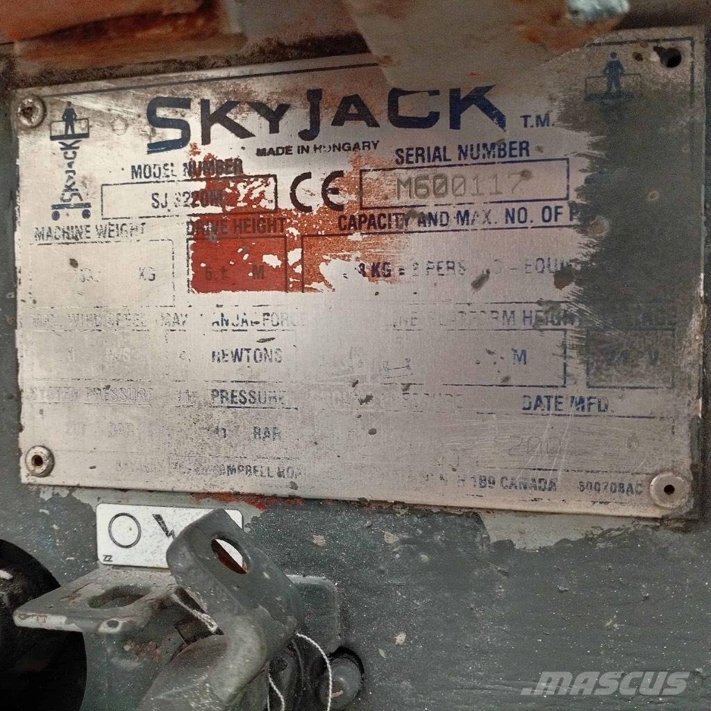 SkyJack SJ 3220 Scheren-Arbeitsbühnen