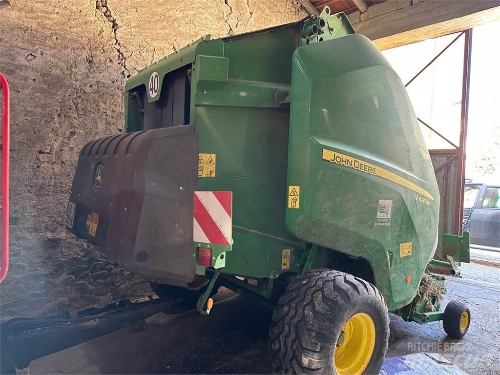 John Deere V461M Rundballenpressen