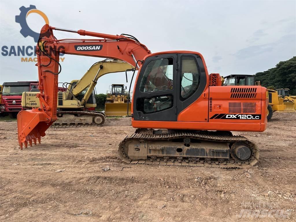Doosan DX 120 Midibagger  7t - 12t